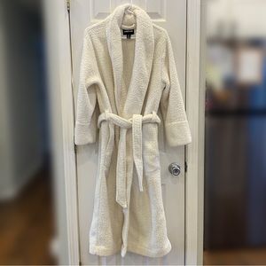 Lands’ End Super Cozy Robe Size Medium
